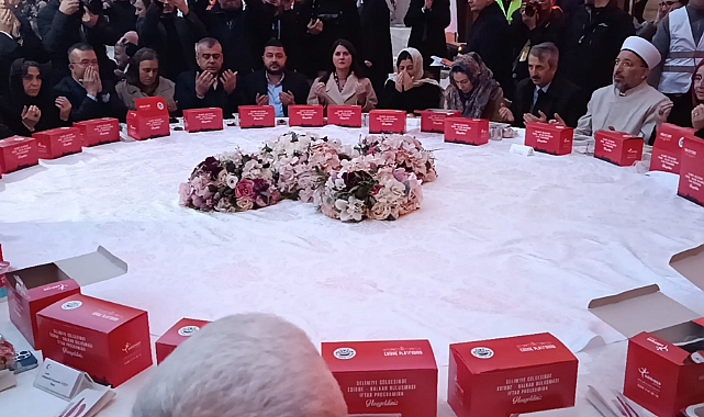 Selimiye Camii'nde Binlerce Kişilik Muhteşem İftar Buluşması