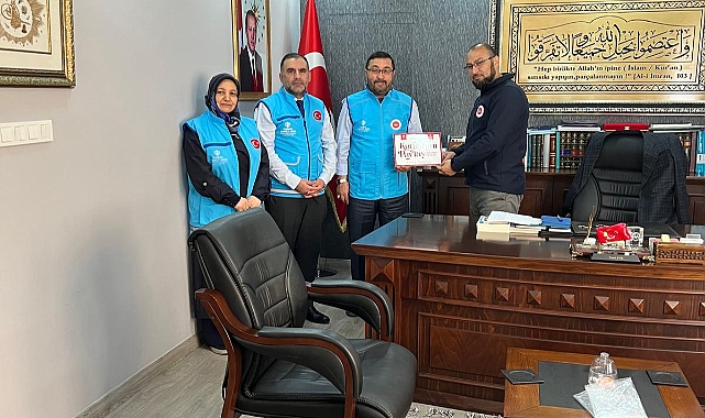 2026 Vekaletle Kurban Kampanyasında Anlamlı Teslim Töreni