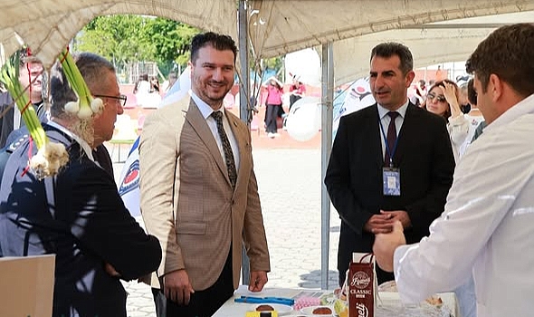 Babaeski’de TÜBİTAK Bilim Fuarı’na Yoğun İlgi