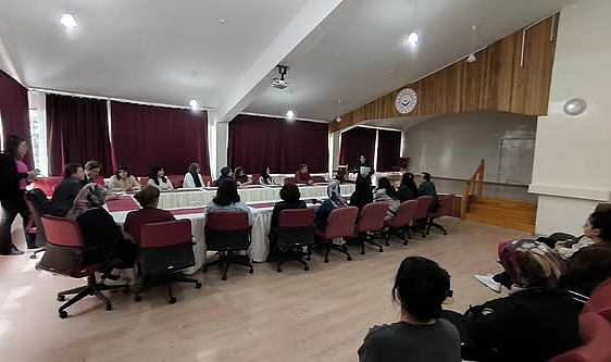 Kırklareli Aile ve Sosyal Hizmetler İl Müdürlüğü’nde İlk Yardım Farkındalık Eğitimi Düzenlendi