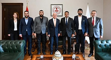 Kırklareli’nde Roman Toplumunun Temsilcilerinden Vali Uğur Turan’a Ziyaret