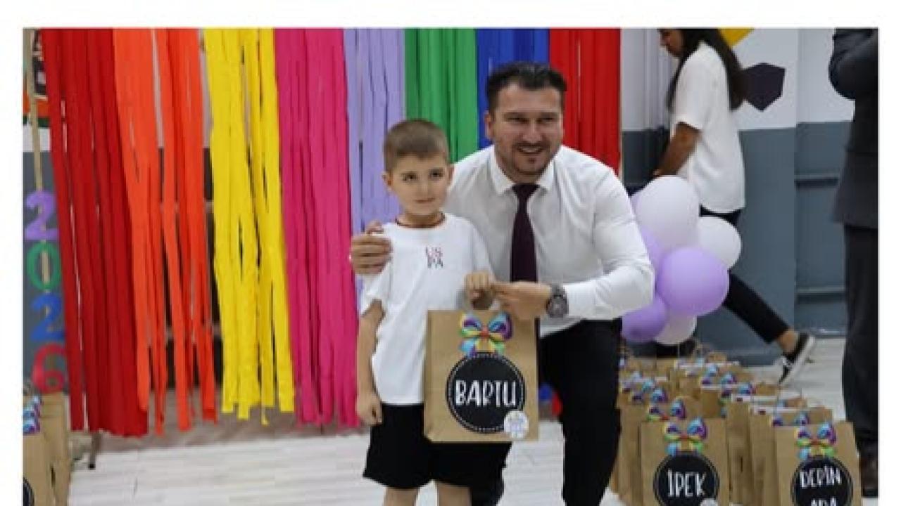 Fırat Yayla Öğrencilerin Karne Sevincine Ortak Oldu