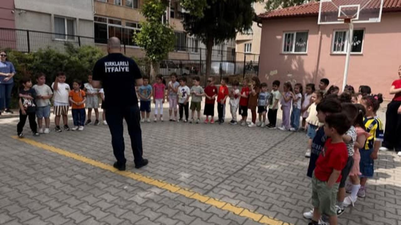 Kırklareli Belediyesi’nden Atatürk Anaokulu Öğrencilerine İtfaiye Eğitimi