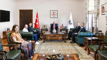 Vali Uğur Turan Önemli İsimleri Valilikte Ağırladı