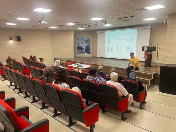 Lüleburgaz Devlet Hastanesi’nde Diyabet Okulu Eğitimi Tamamlandı