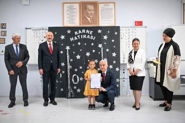 Kırklareli’nde 53 Bin 822 Öğrenci Karne Alarak Yaz Tatiline Başladı