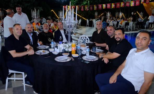 Derya Bulut Galatasaray'ın 26. Şampiyonluk Coşkusuna Ortak Oldu