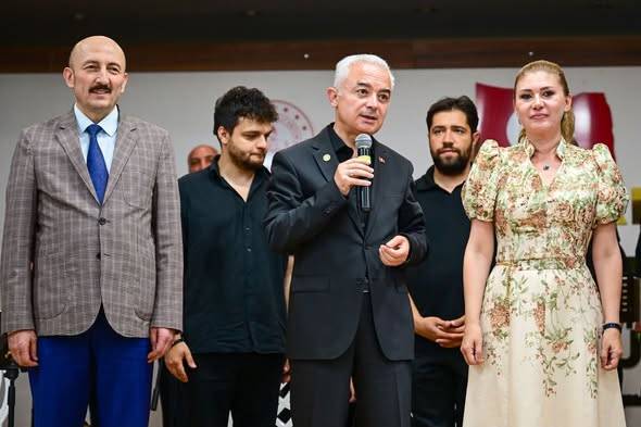 Vali Uğur Turan, Rumeli ve Balkan Gecesi'nde Kardeşlik Mesajı Verdi