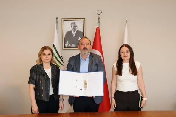 Kırklareli Enstitüsüne R Studio Eğitimi İçin Destek Sözleşmesi